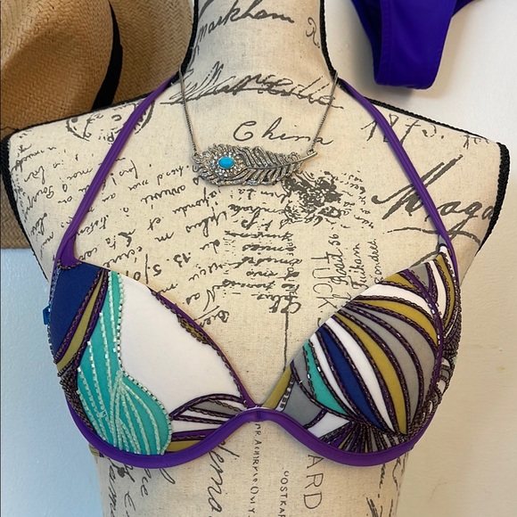 Milagros Lingerie | Colorful Patterned Bikini Top and Purple Bottom Size Large - Picture 2 of 7